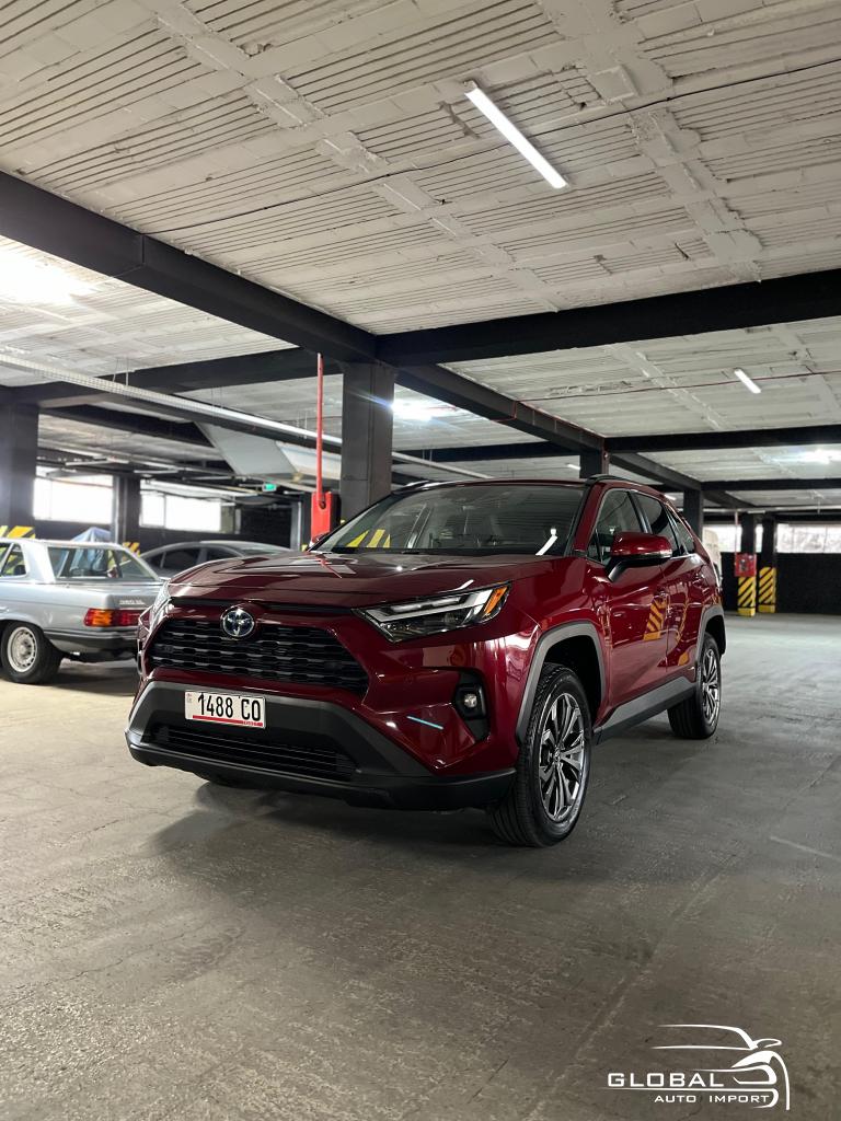 2021 - Toyota RAV 4