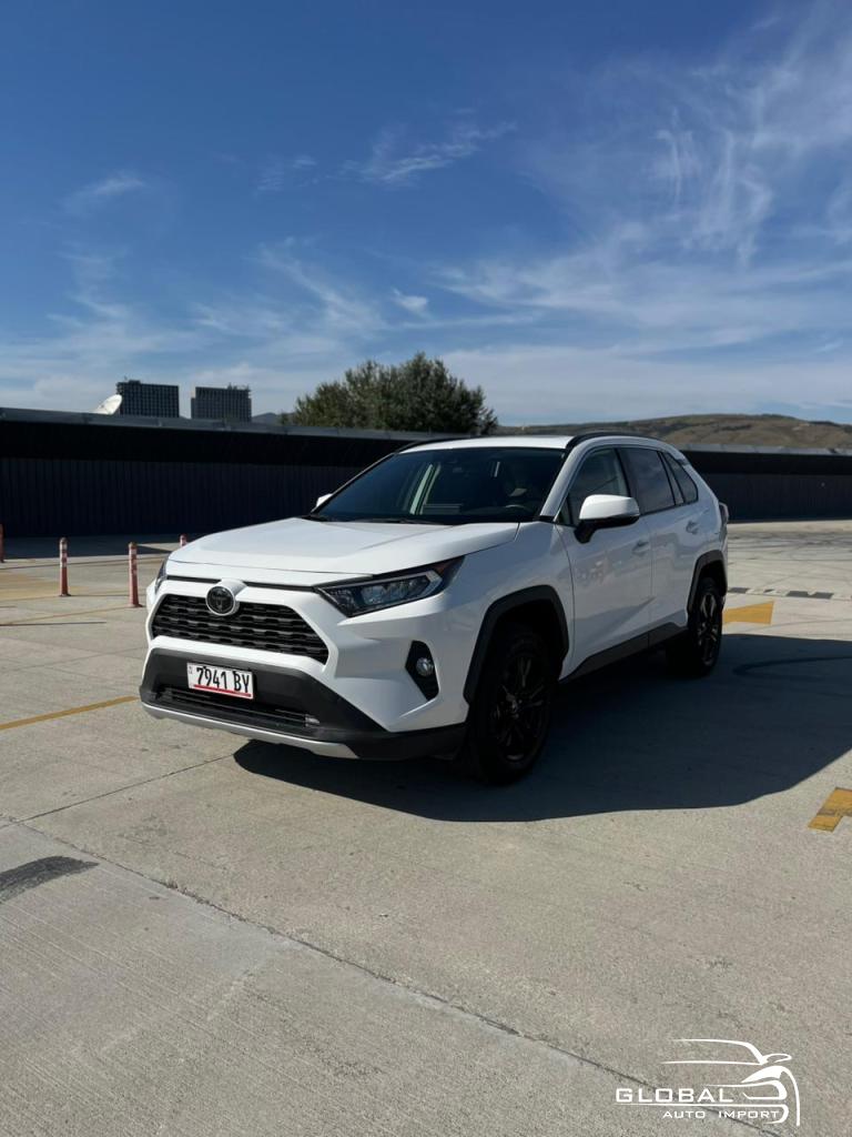 2020 - Toyota RAV 4