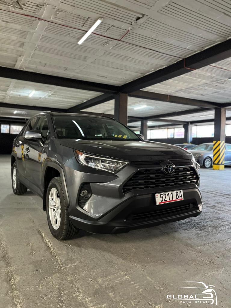 2021 - Toyota RAV 4