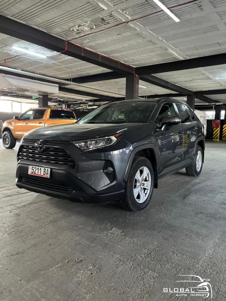 2021 - Toyota RAV 4