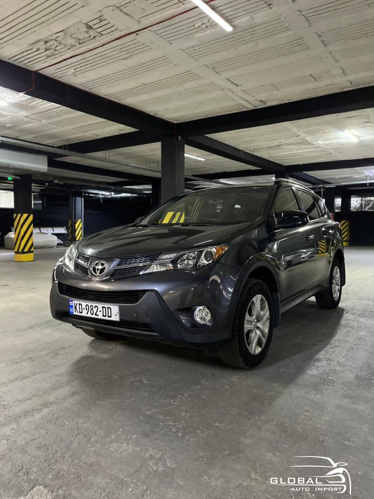 2015 - Toyota RAV 4