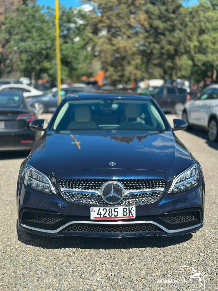 2021 - Mercedes-Benz C 300