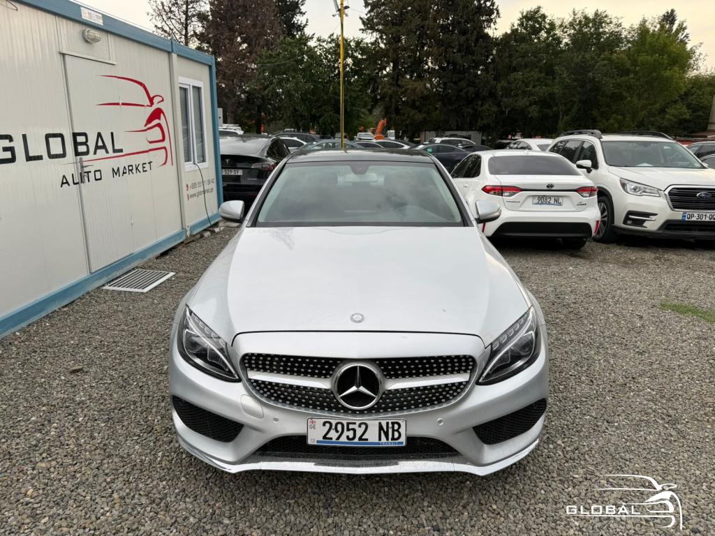 2015 - Mercedes-Benz C 300
