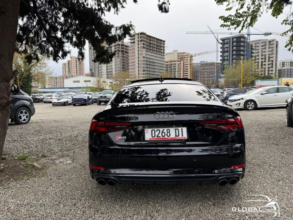 2020 - Audi S5
